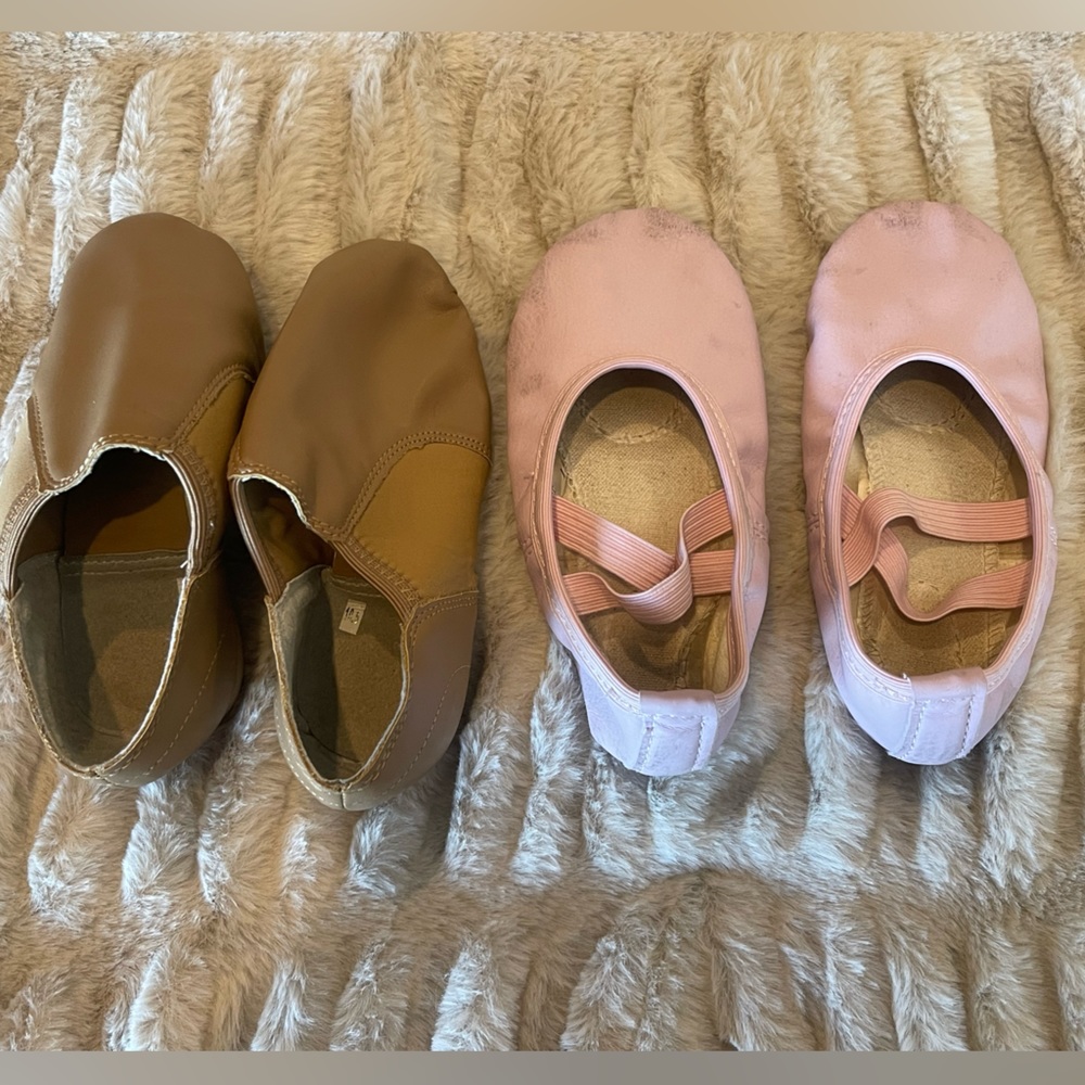 Girls ballet and jazz shoes
